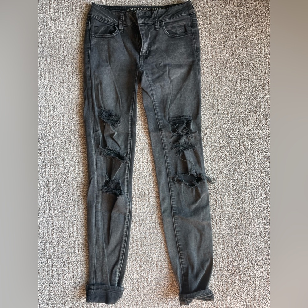 Women Black distressed American Eagle jegging skinny Jeans Size 00